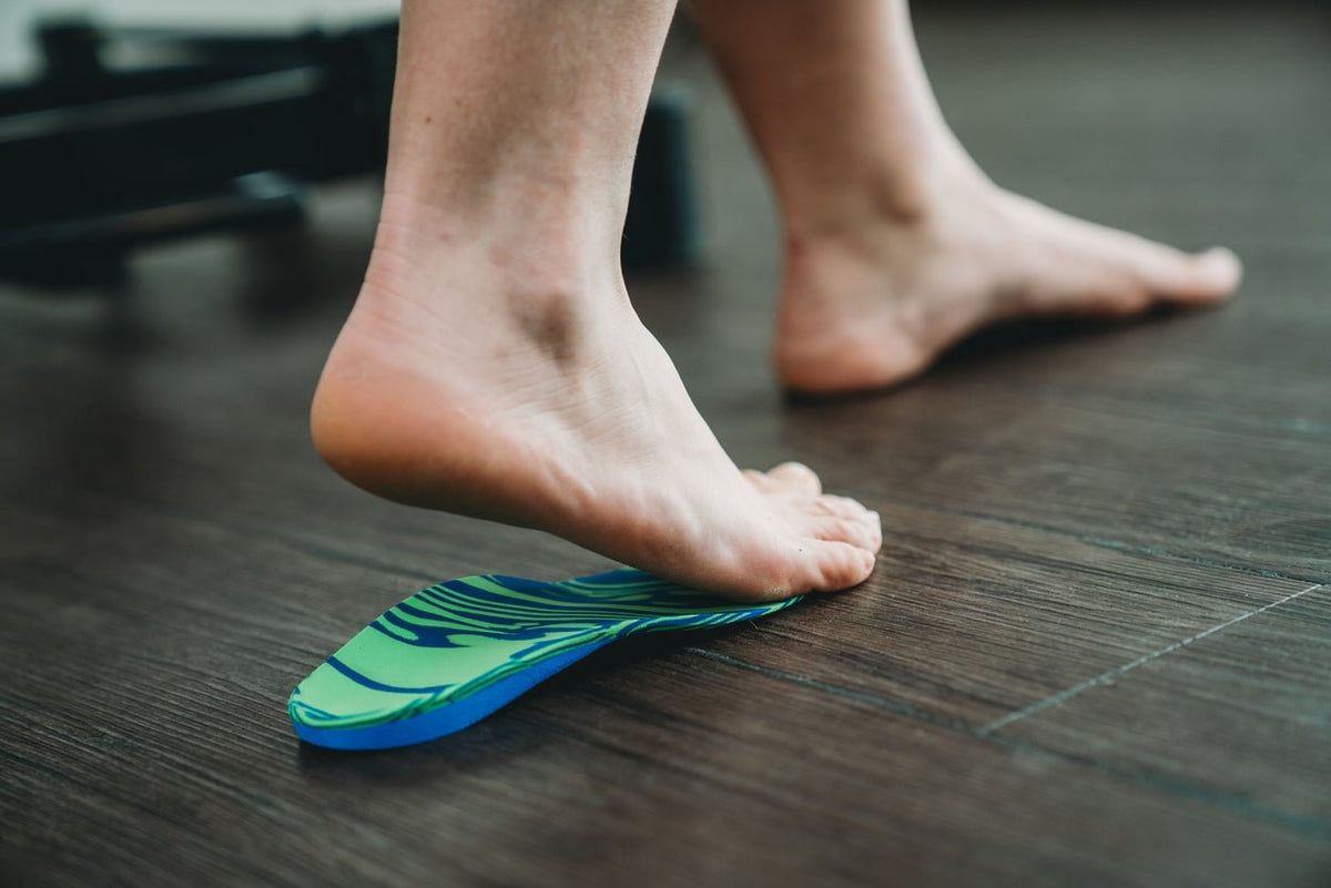 Beneficios del uso de insertos de talón en zapatos