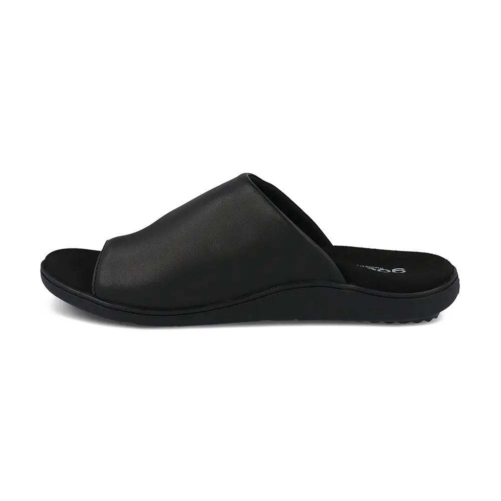 tb7221fl-womens-etztal-leather-sandals-black