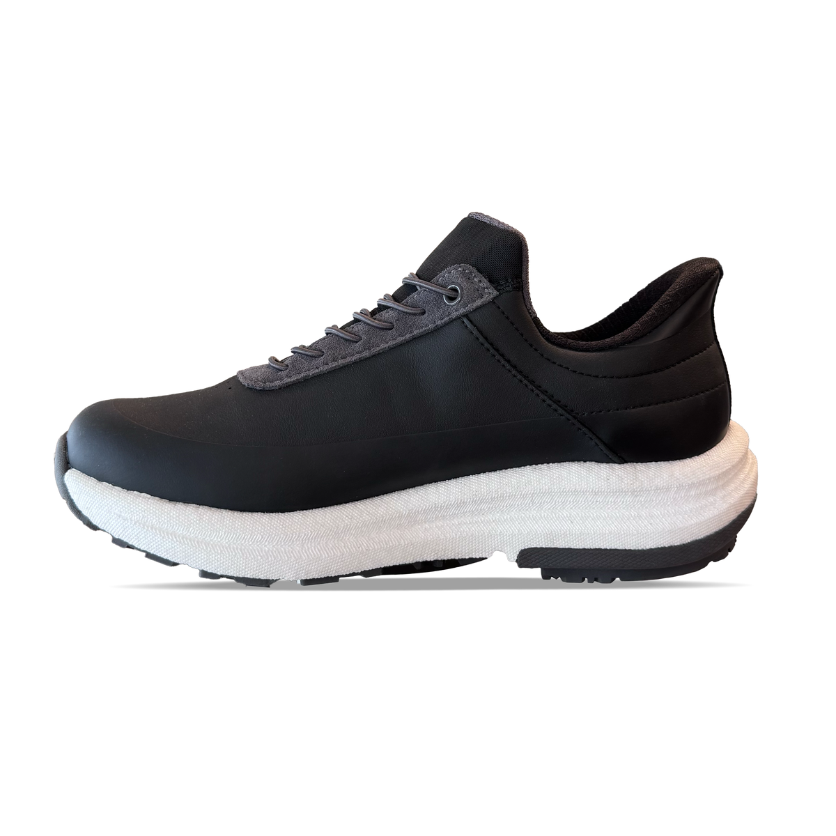 Women Black and White QuantumWalk Slip-In Zero Hands