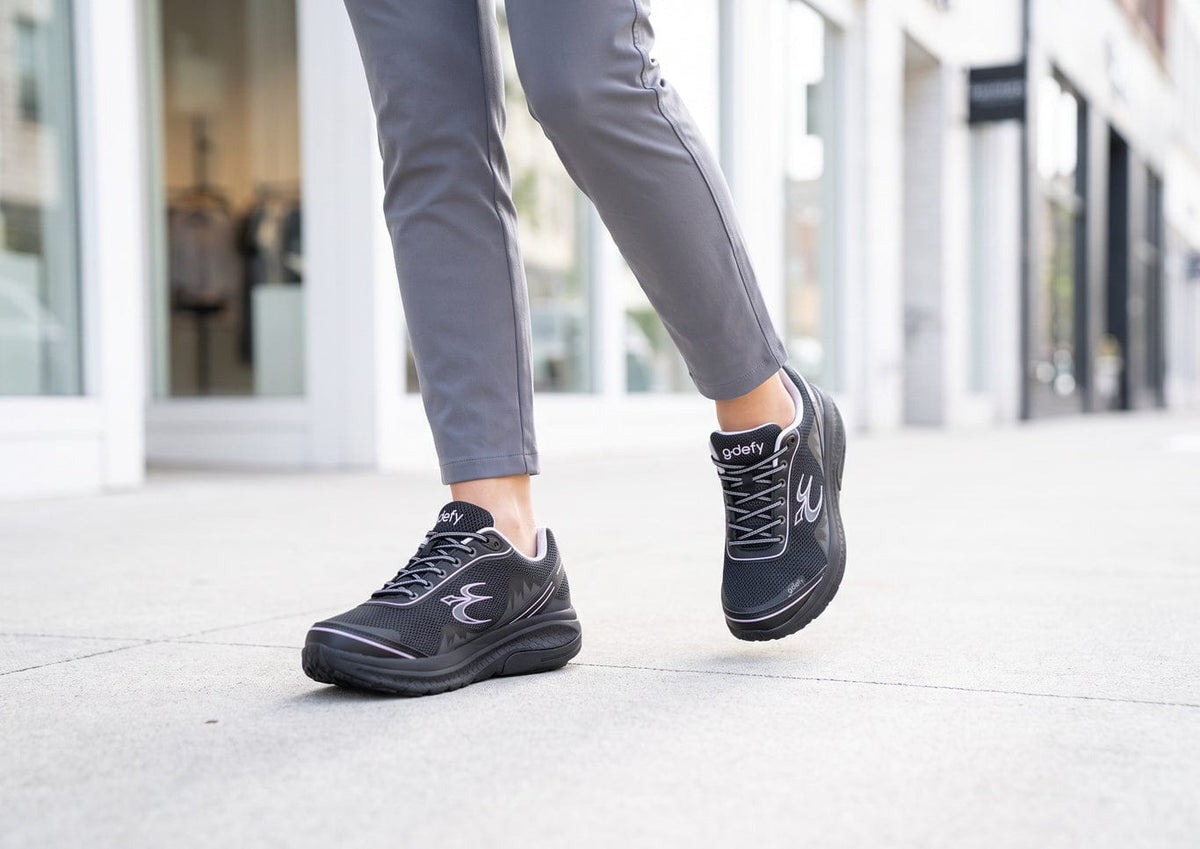 Women Mighty Walk Black/Purple lifestyle